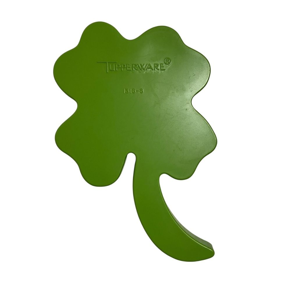 Tupperware Shamrock Clover Cookie Cutter Lime Green Plastic 1316 St Patricks Day